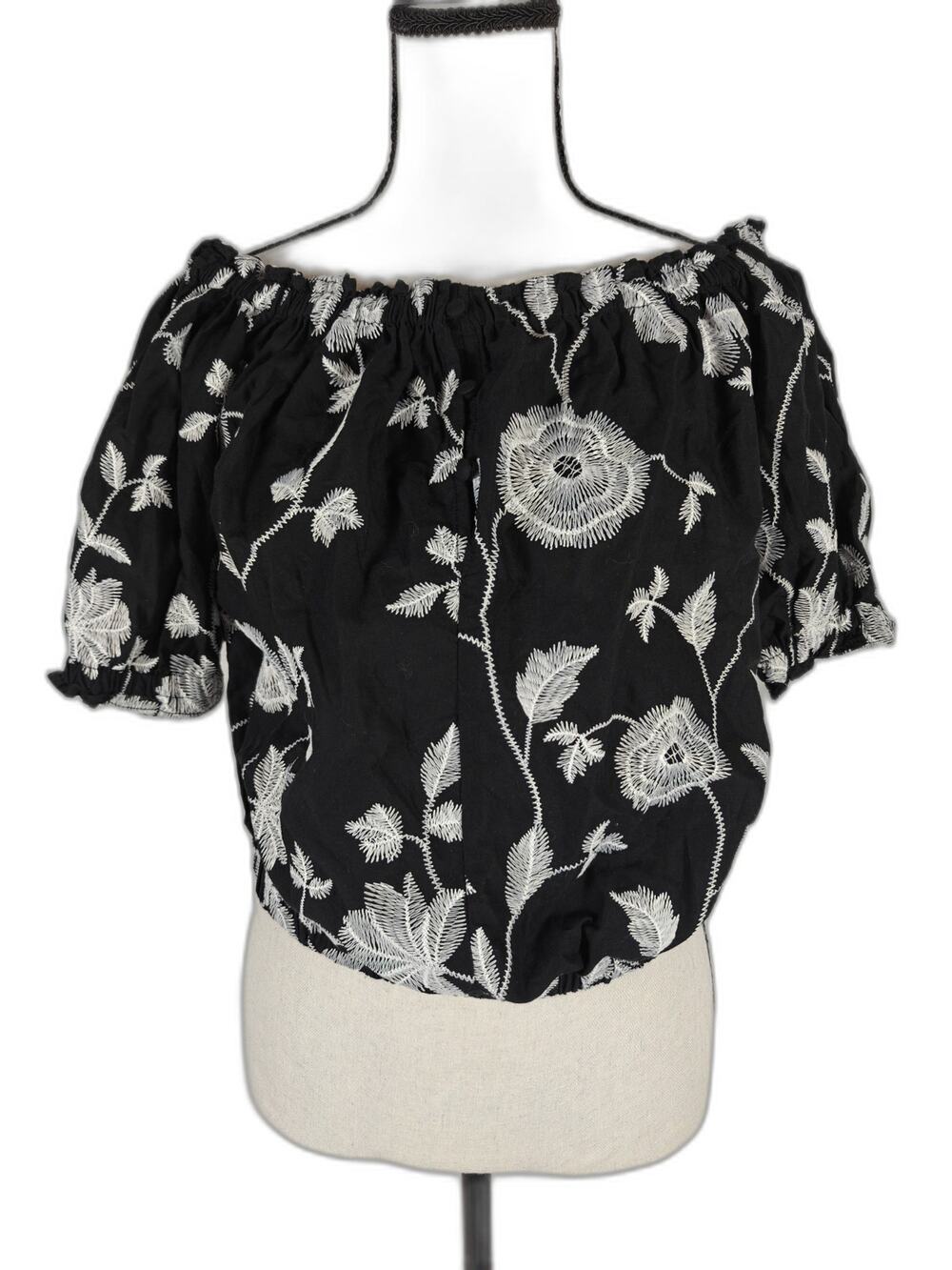 Women's Who What Wear Off Shoulder Embroidered Peasant Crop Top Black White XS